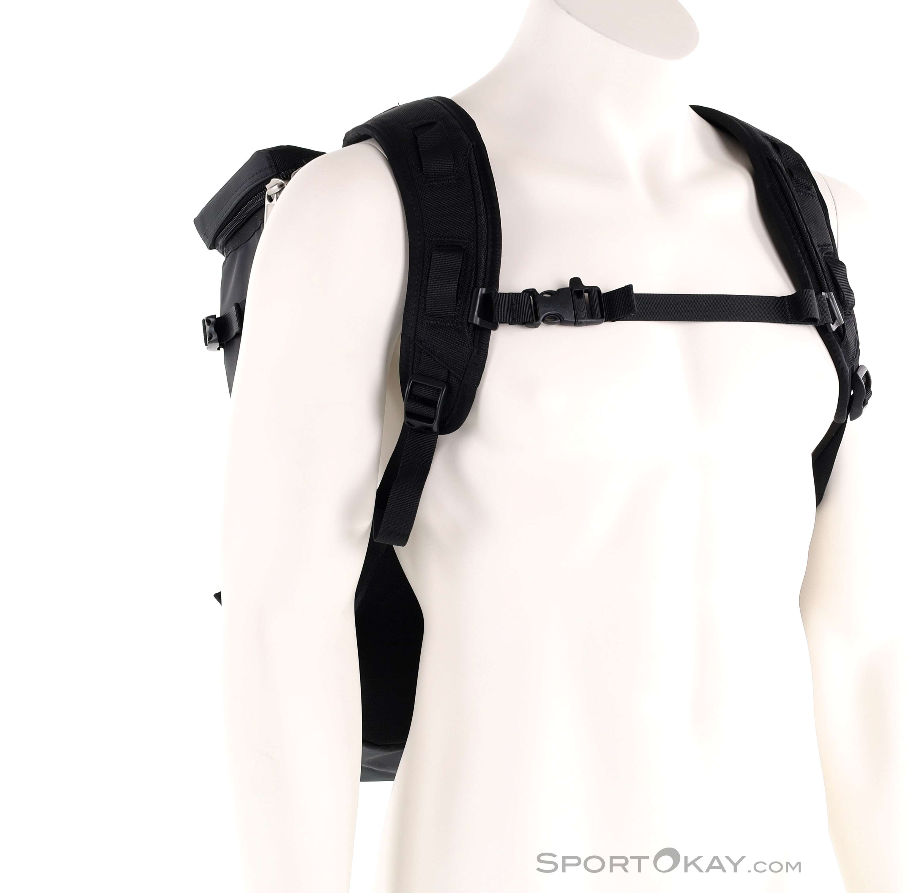 north face backpack chest strap The Router The Backpacker liter pack includes a dedicated 16 protective laptop compartment and a stand How to Hide Chest Straps